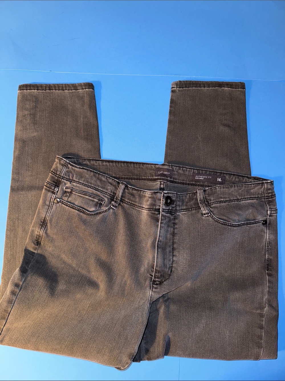 J. Jill Denim Straight Leg Jeans in Washed Gray Size 14P